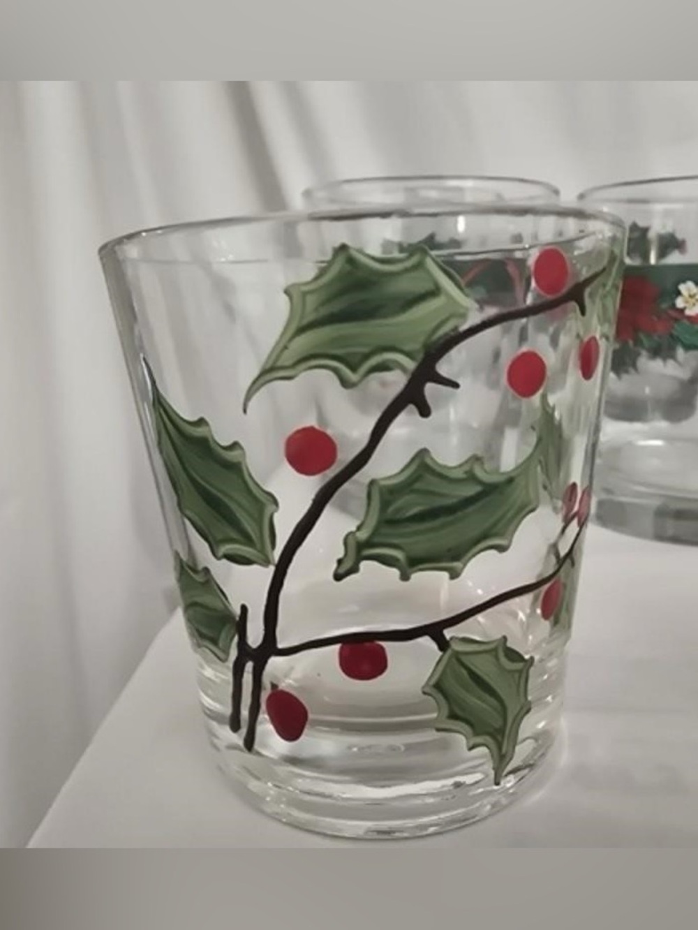 Set of 4 Vintage Holiday Drinking Glasses – Hand-Painted Holly & Berry Design